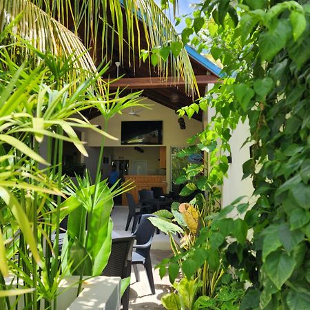 Dhigurah Dhonveli Boutique Hotel Exterior foto