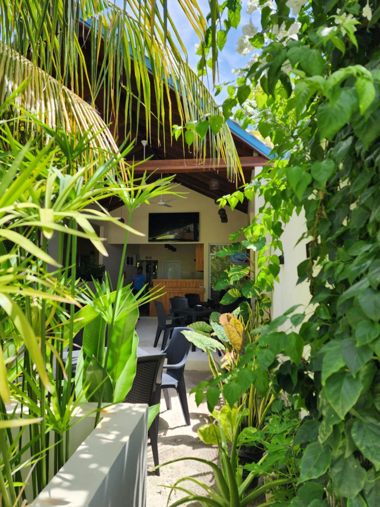 Dhigurah Dhonveli Boutique Hotel Exterior foto